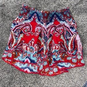 Flowy printed shorts